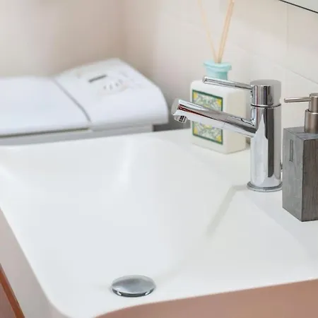 Elegant And Cozy Flat With Study - Trastevere *