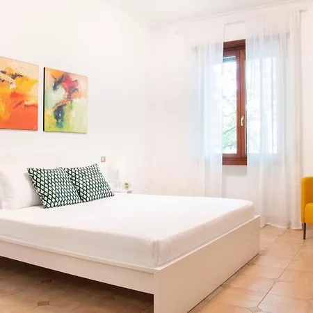 Lejlighed Elegant And Cozy Flat With Study - Trastevere Rom