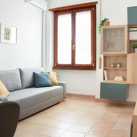 Elegant And Cozy Flat With Study - Trastevere Daire *