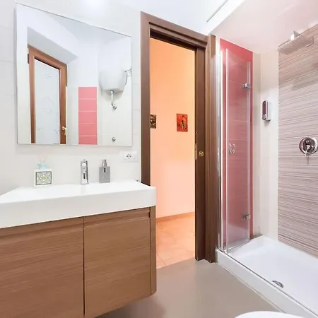 Daire Elegant And Cozy Flat With Study - Trastevere *