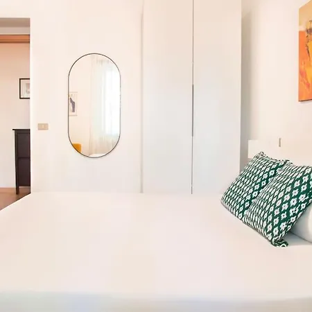 Elegant And Cozy Flat With Study - Trastevere Daire *
